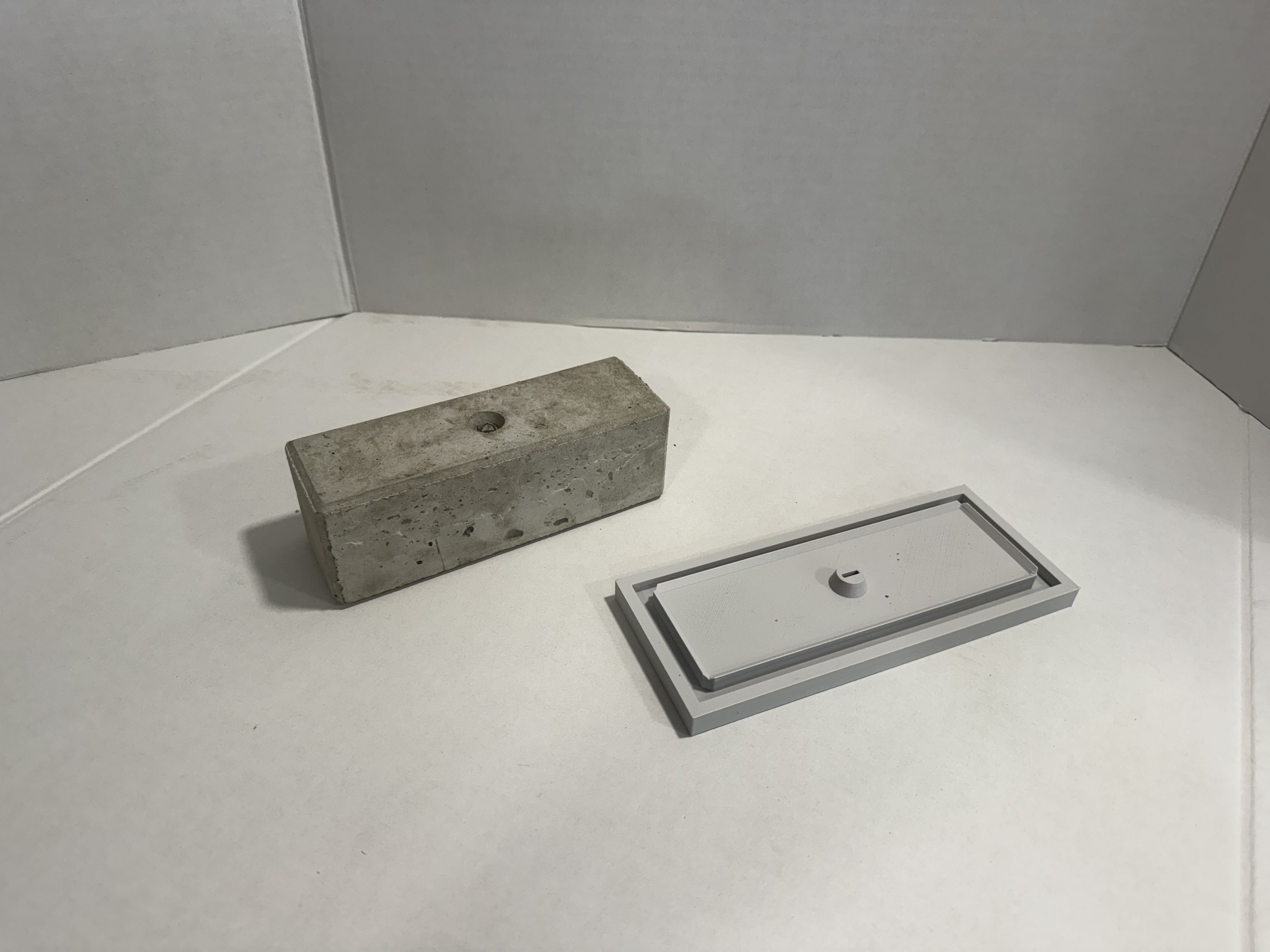 1/12 Scale Top Cap 1x3 RC Retaining Wall Form Set (1-Piece, FORM ONLY)
