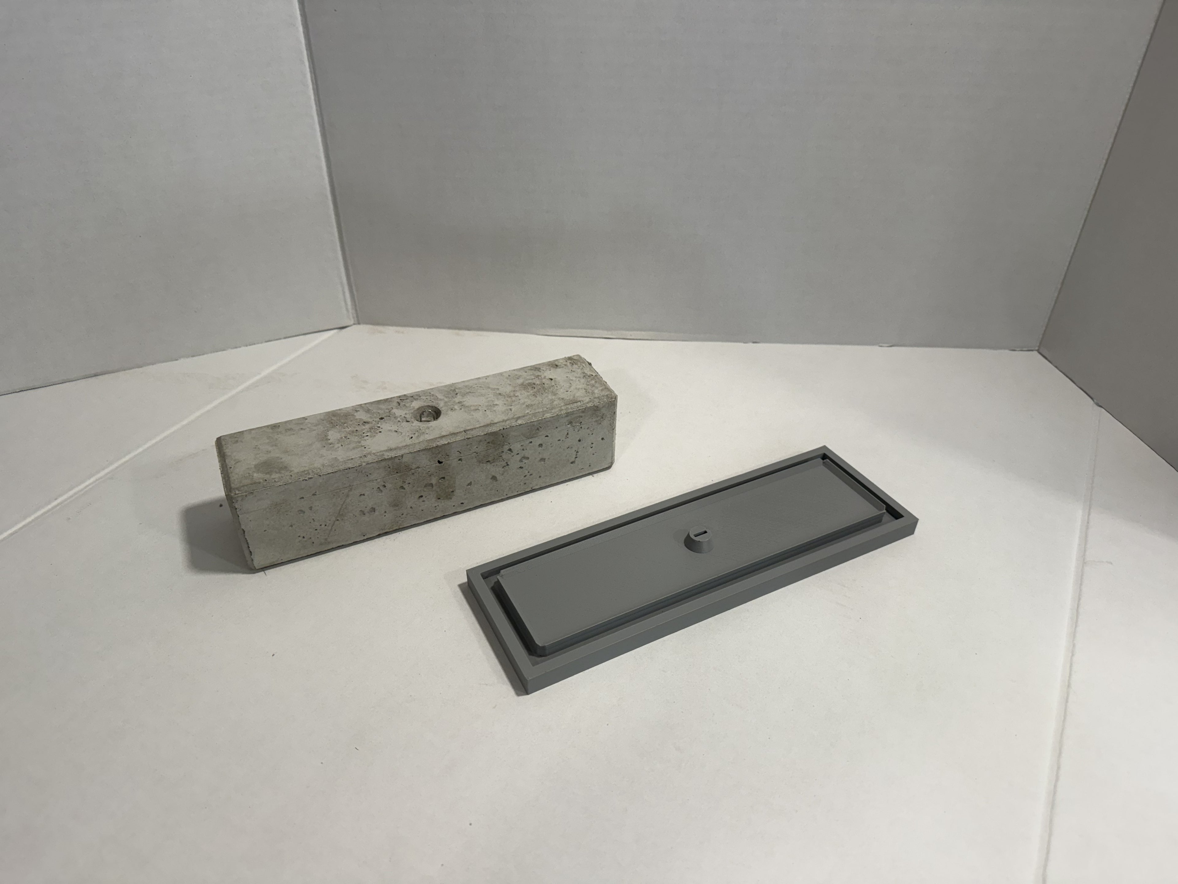 1/12 Scale Top Cap 1x4 RC Retaining Wall Form Set (1-Piece, FORM ONLY)