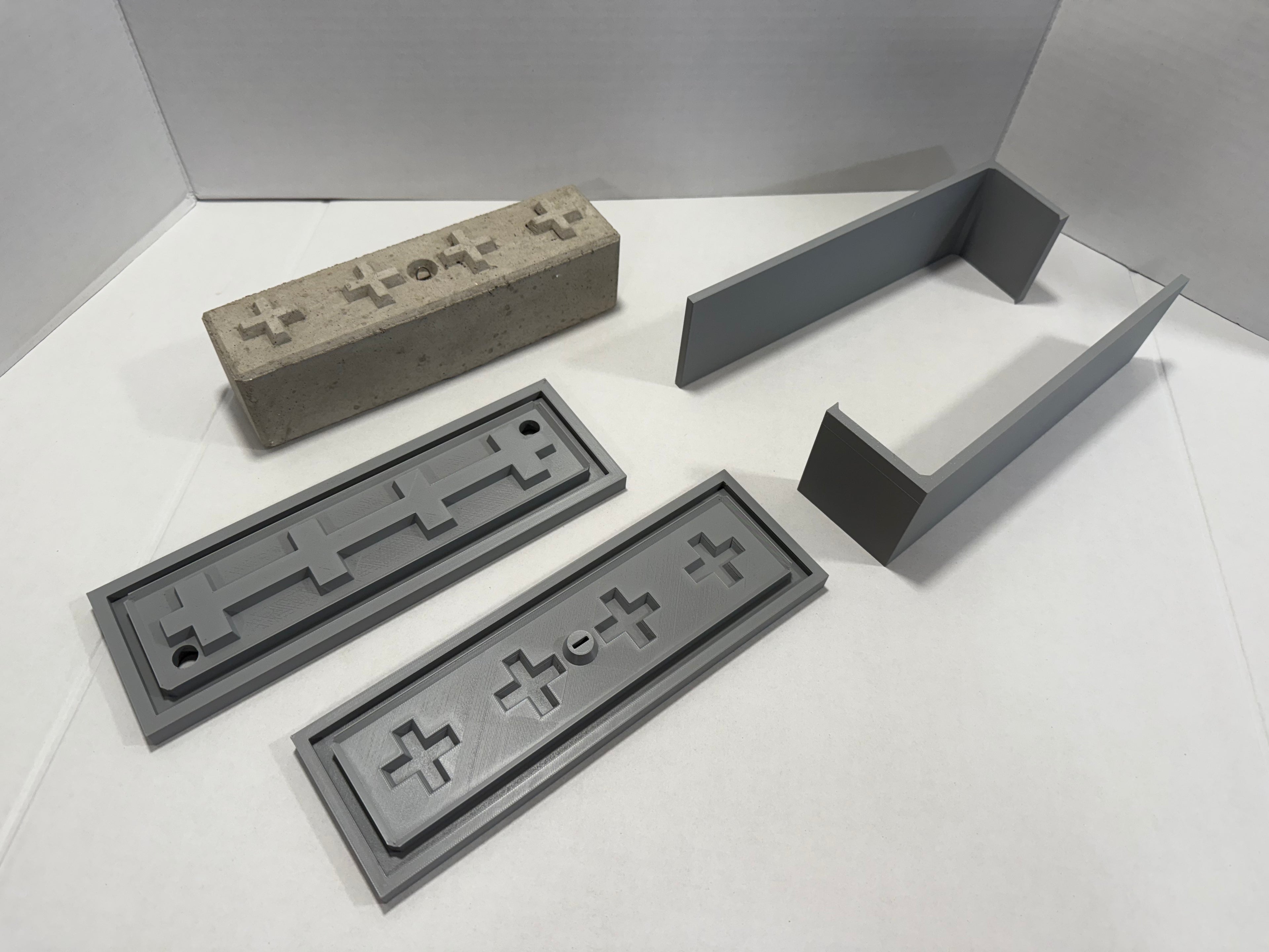 1/12 Scale 1x4 RC Retaining Wall Block Form (FORM ONLY)