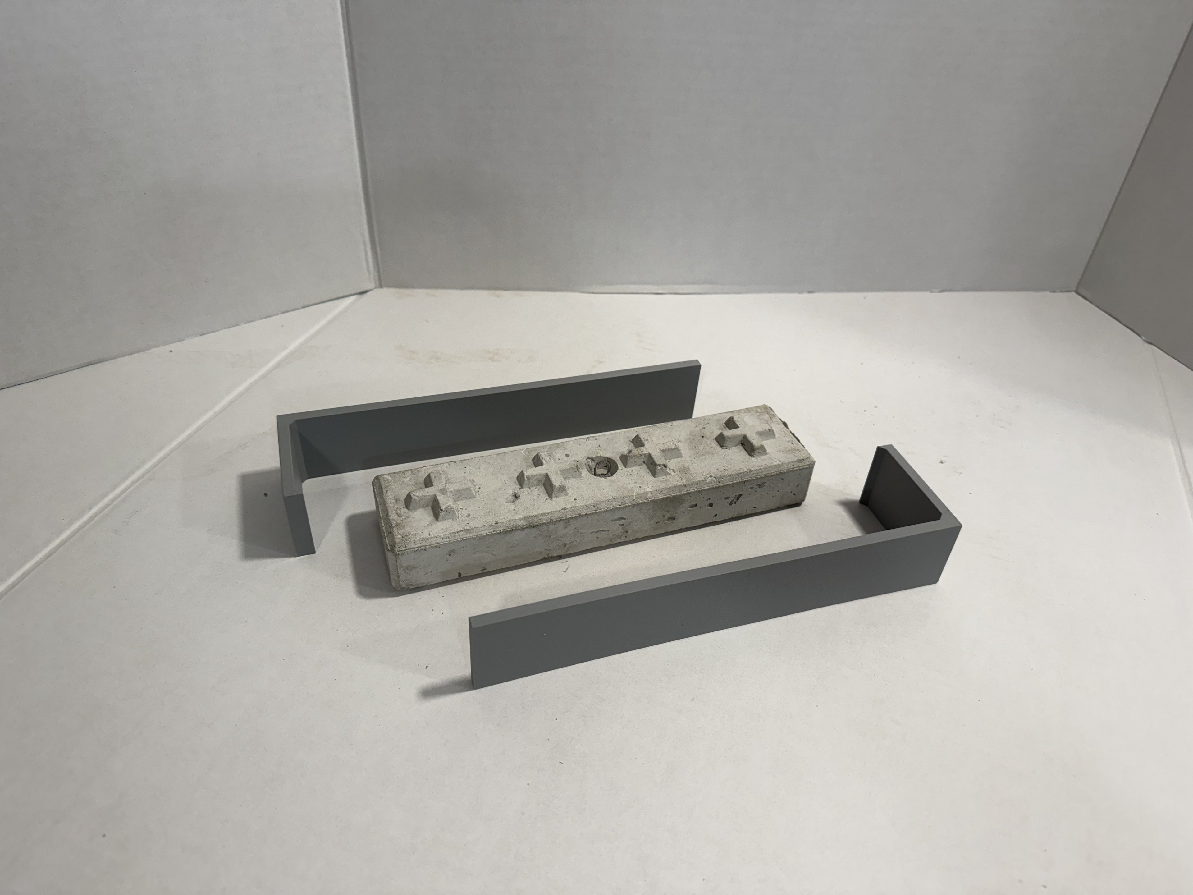 1/12 Scale  Half L-Shape 1x4 RC Retaining Wall Form Set (2-Piece, FORM ONLY)